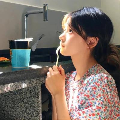 戏精女主桃花多